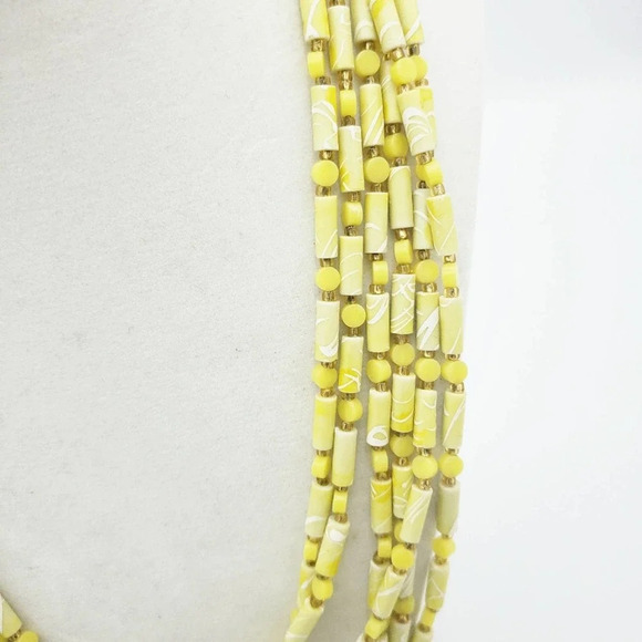 Vintage Beaded Necklace | Yellow & White | 60s - Picture 4 of 5